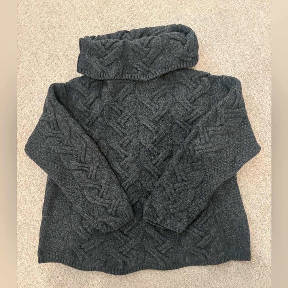 Aran Woollen Mills Merino Wool Cable Knit Turtleneck Sweater Made in Ireland
